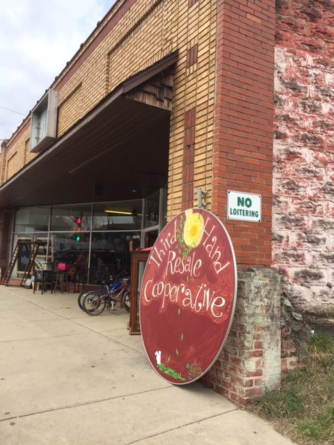 Available for Lease- 701 7th Ave E, built 1920