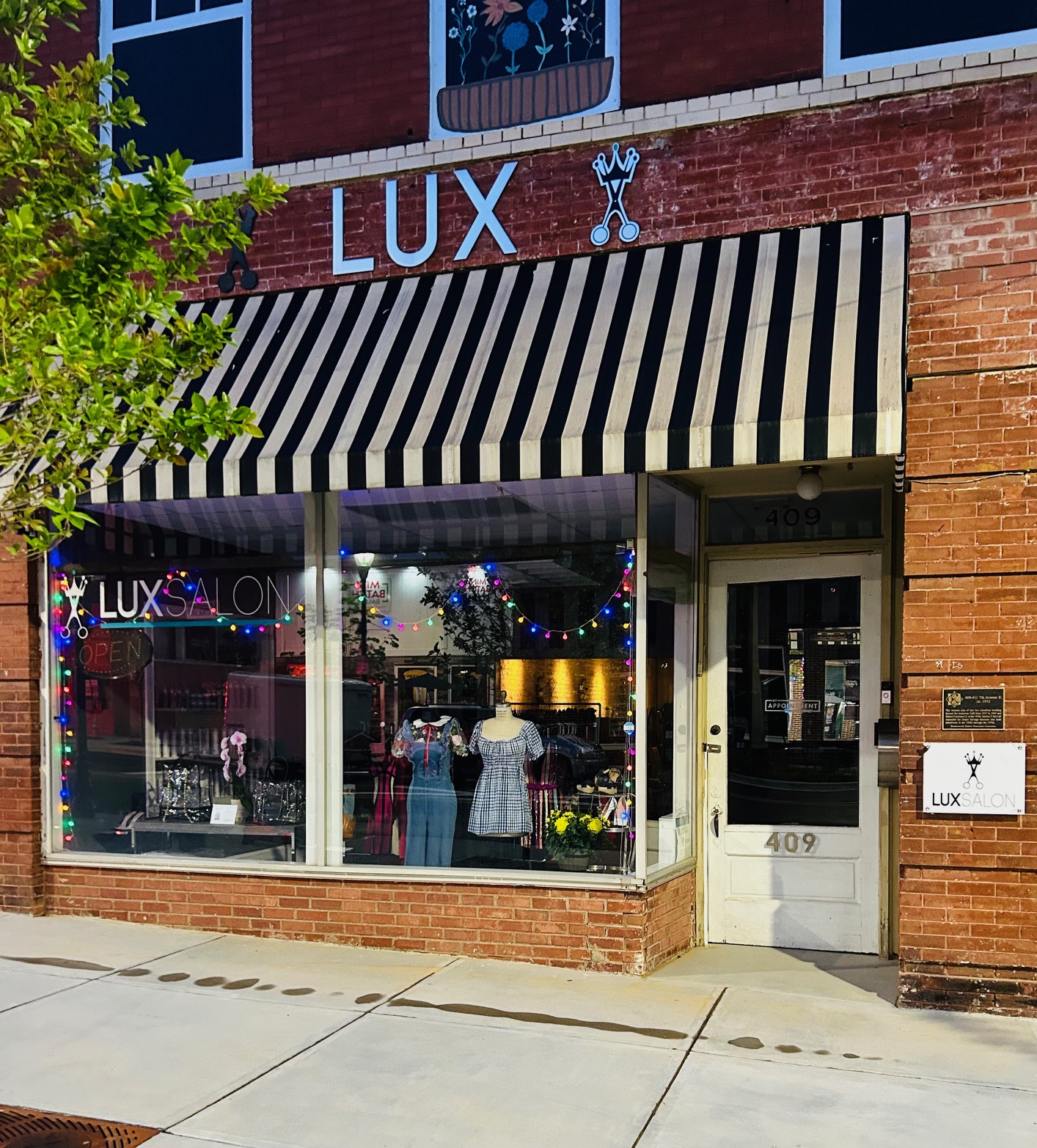Frontage on Grand Opening of 7th Ave