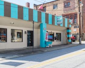 Art MoB: Studios and Marketplace
